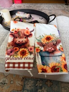 Highland Cow Sunflower Kitchen Towels - White